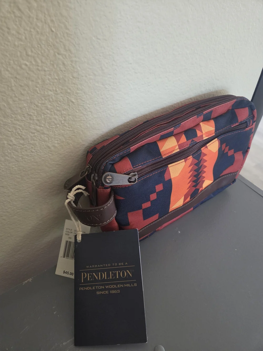 NWT Pendleton Spider Rock Toiletry Bag